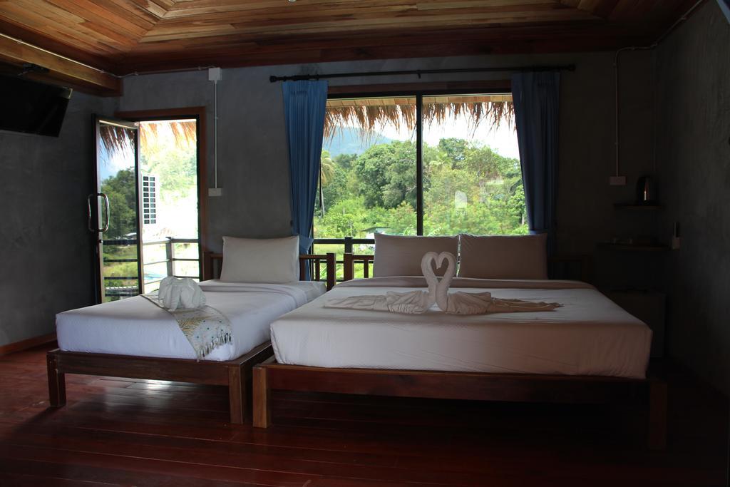 קו ליפה The Noi Guest House & Restaurant מראה חיצוני תמונה