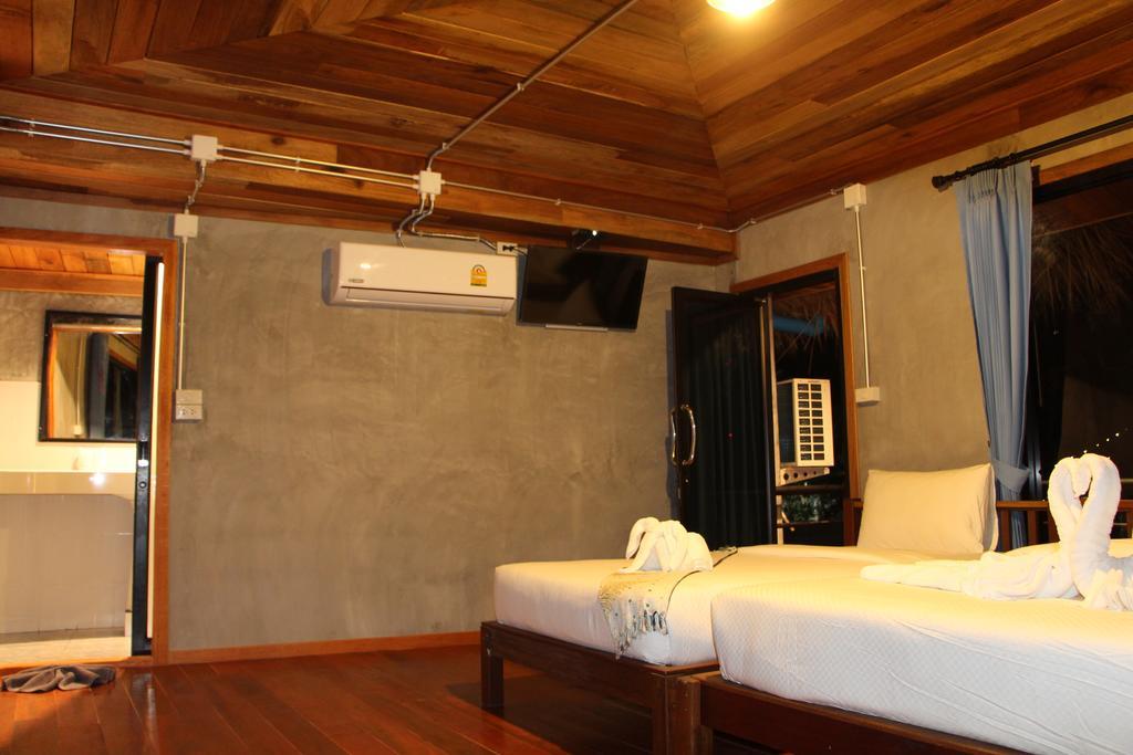 קו ליפה The Noi Guest House & Restaurant מראה חיצוני תמונה