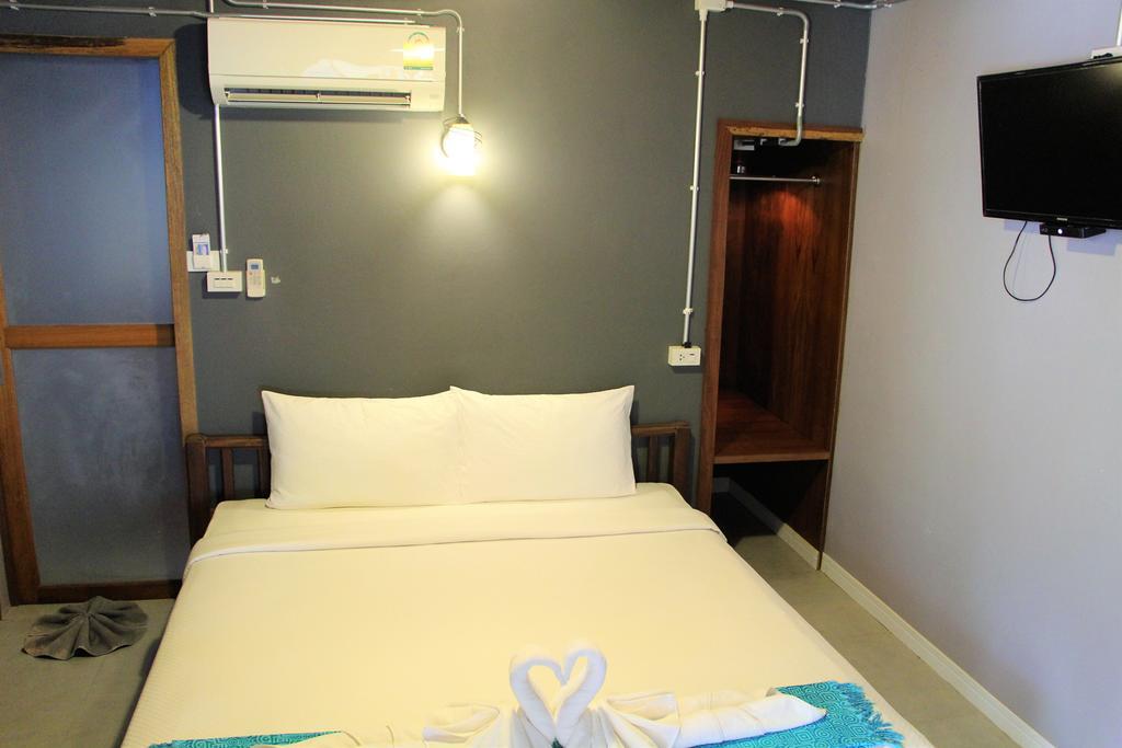 קו ליפה The Noi Guest House & Restaurant מראה חיצוני תמונה