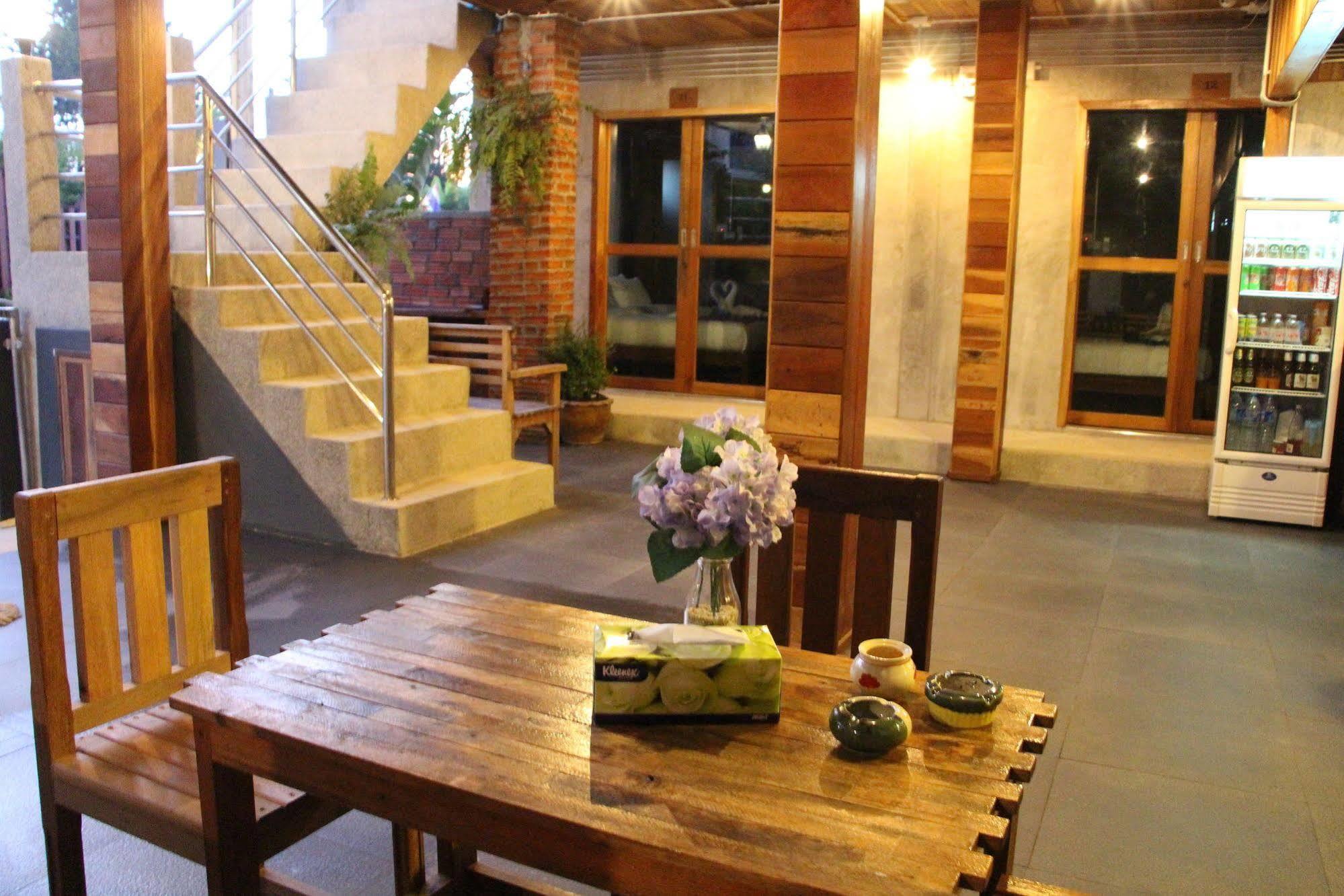 קו ליפה The Noi Guest House & Restaurant מראה חיצוני תמונה